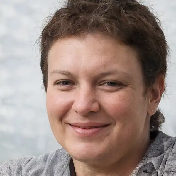 María S.